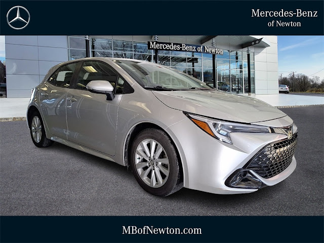 2023 Toyota Corolla Hatchback SE